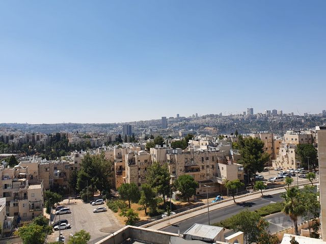 דירה להשכרה בירושלים (תיווך) — 3
