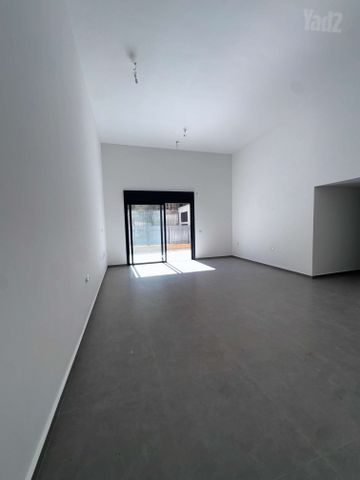 תמונה 4 של דירת 3 חדרים להשכרה ברמת גן
