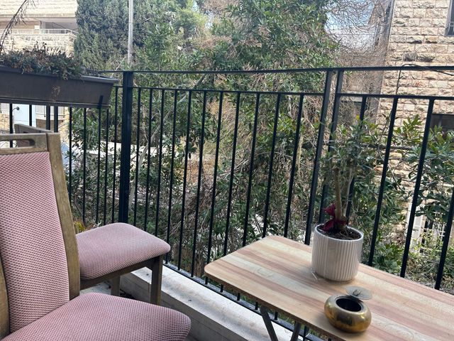 דירה להשכרה בירושלים (תיווך) — 2