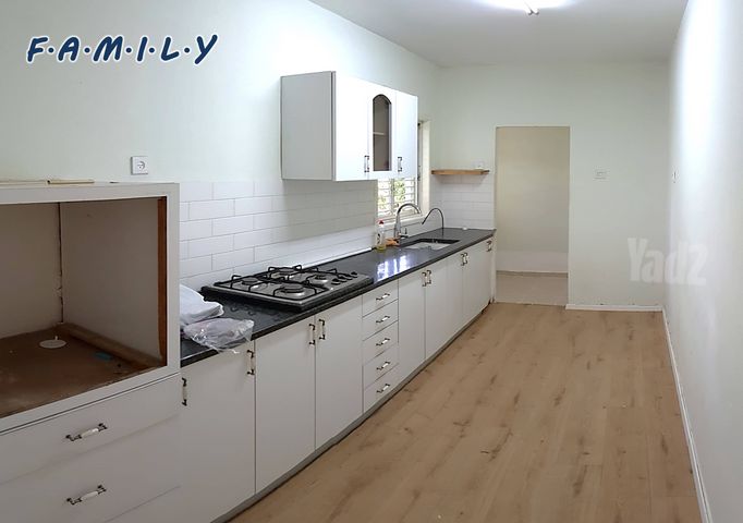תמונה 4 של דירת 3 חדרים להשכרה בחולון
