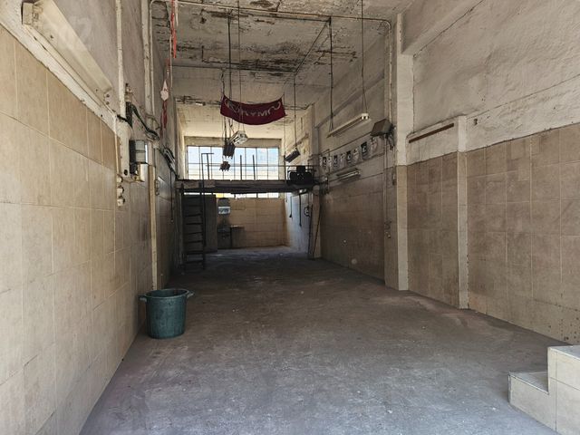 מחסנים, מונטיפיורי, הרכבת, תל אביב יפו