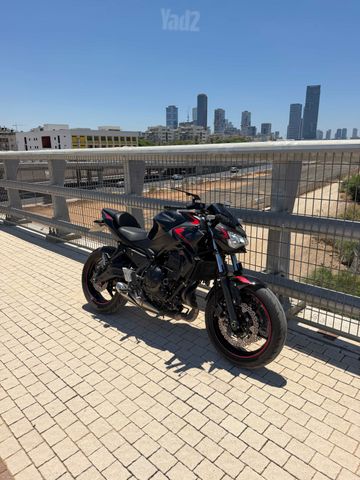 מודעת רכב קאוואסאקי Z650