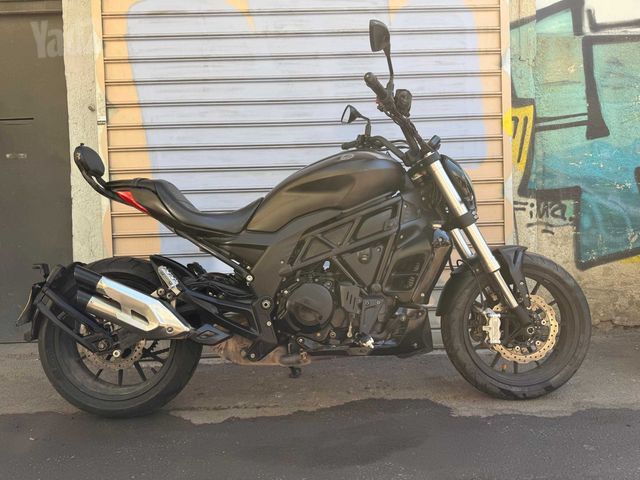 מודעת רכב בנלי 502C