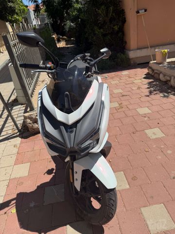 מודעת רכב סאן יאנג Jet 14 EVO