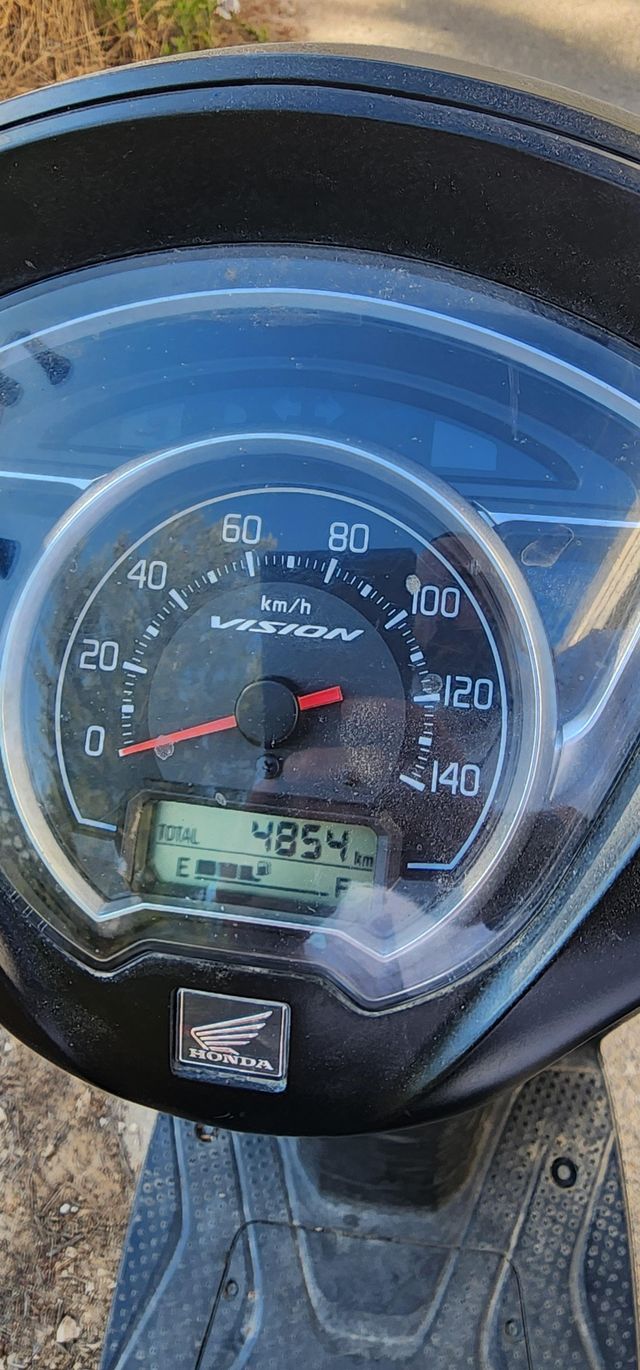 הונדה VISION110