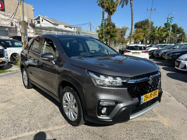 מודעת רכב סוזוקי S-Cross 1