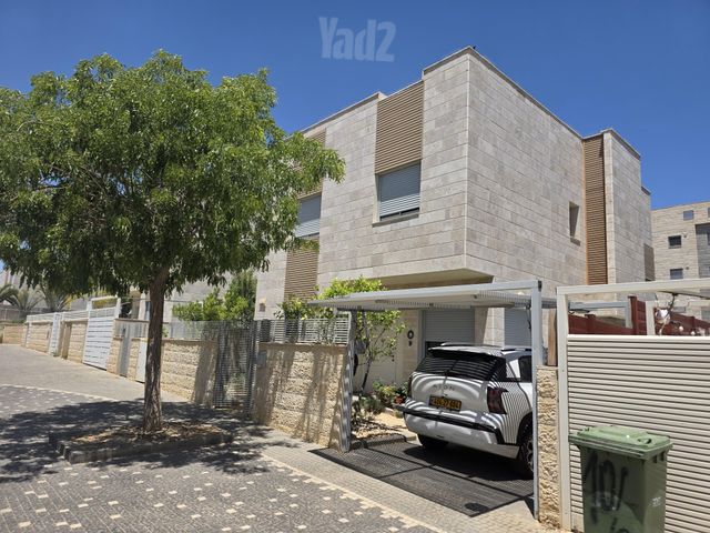 אנקור 46