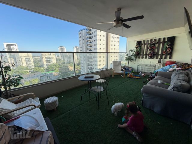 דירה, המפרש 3, נאות רבין, יבנה