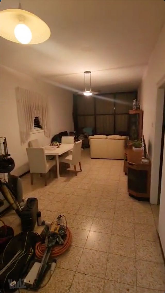 דירה, ארלוזורוב 22, הגבול רוטשילד, בת ים