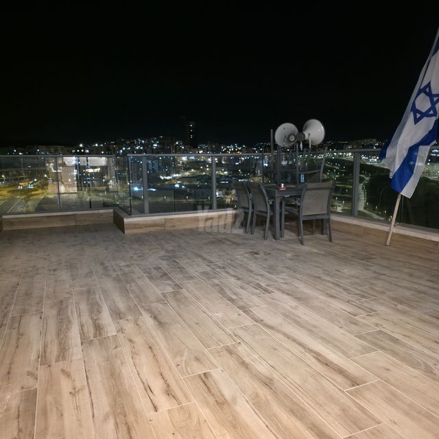 גג/ פנטהאוז להשכרה בבית שמש — 2