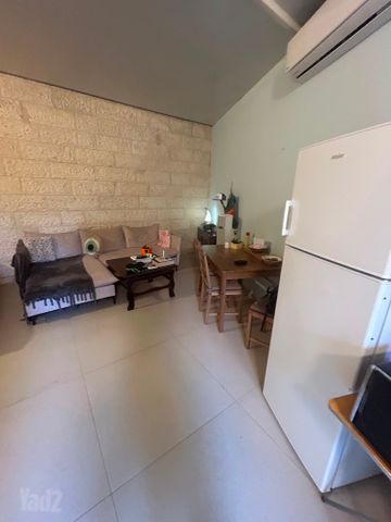 הכלנית 1
