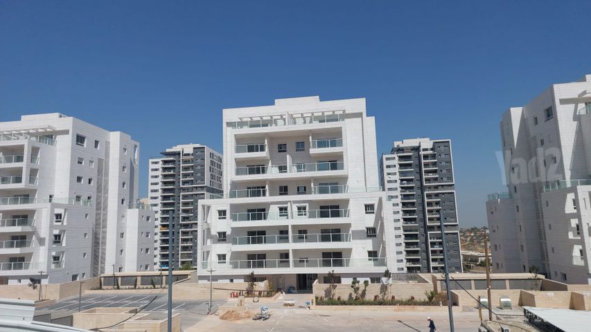 אלישע 10