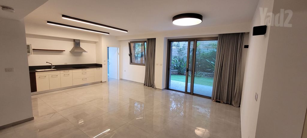 שדרות אבא חושי 151