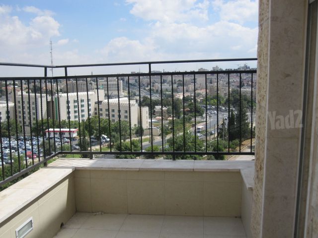 דירה להשכרה בירושלים — 2