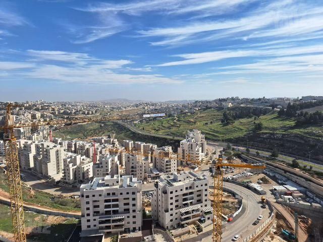 דירה, יצחק ארנסט נבנצל 1, מורדות ארנונה, ירושלים