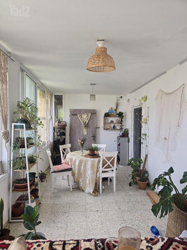 דירת גן, קרן קיימת לישראל 53, גבעת אולגה, חדרה