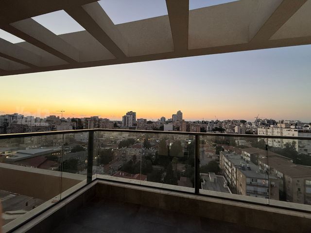 דירה, שלמה גולדין 7, ג' / מרכז מזרח העיר, רחובות
