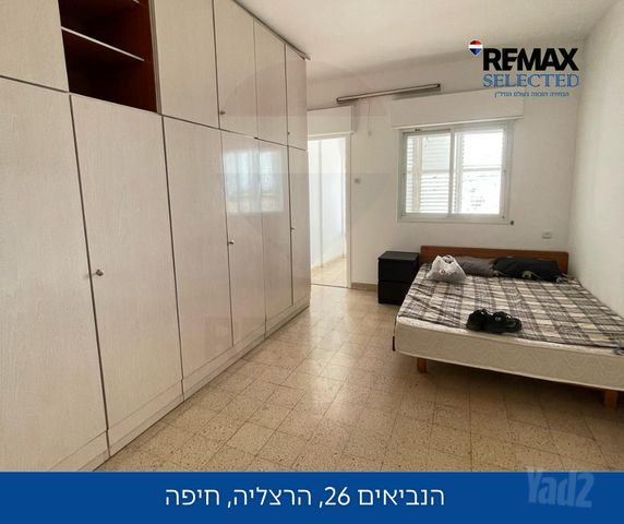 הנביאים 26