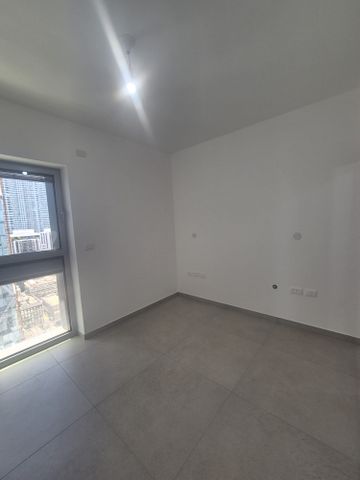 דירה למכירה בתל אביב יפו (תיווך) — 2