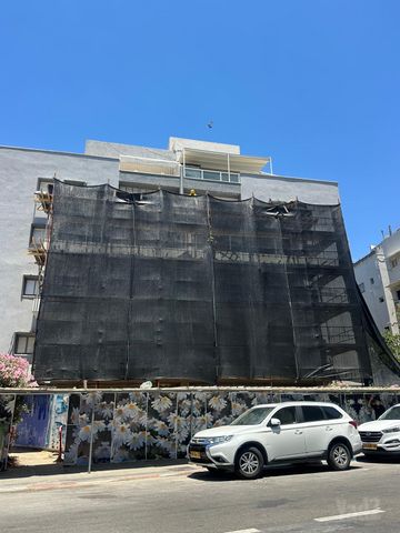 מקס נורדאו 23
