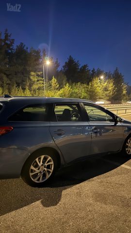 אוריס Ts Skyview היברידי אוט׳ 5 דל 1.8 (99 כ״ס) [2015-2017]