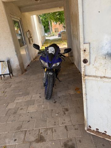 מודעת רכב ימאהה YZF-R125