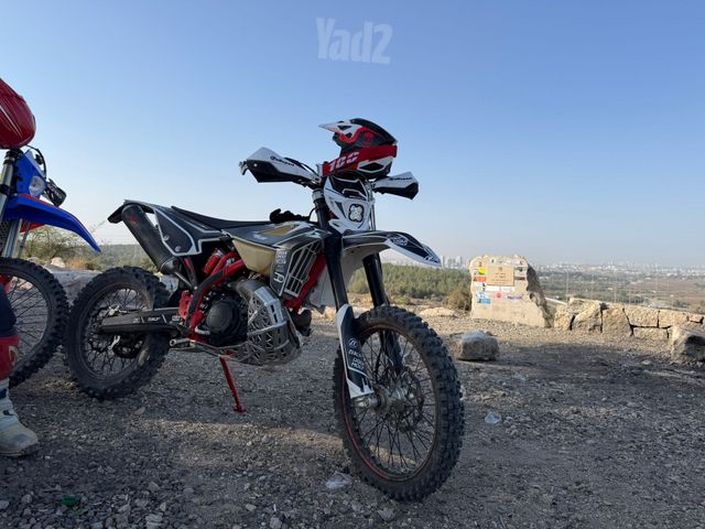מודעת רכב בטא RR300