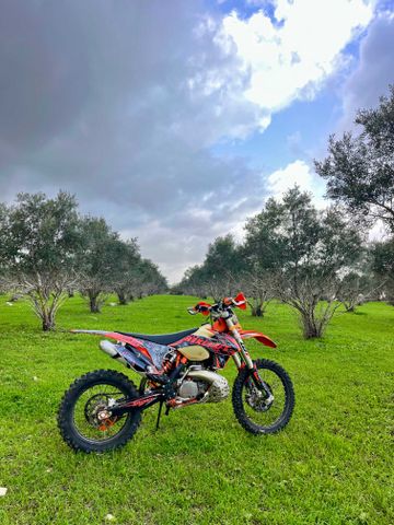 מודעת רכב KTM Enduro EXC 250