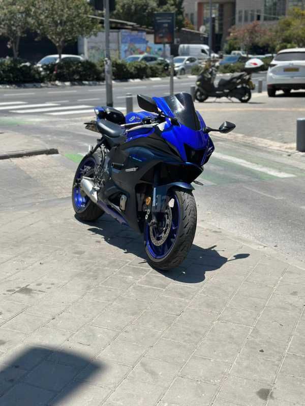 ימאהה R7
