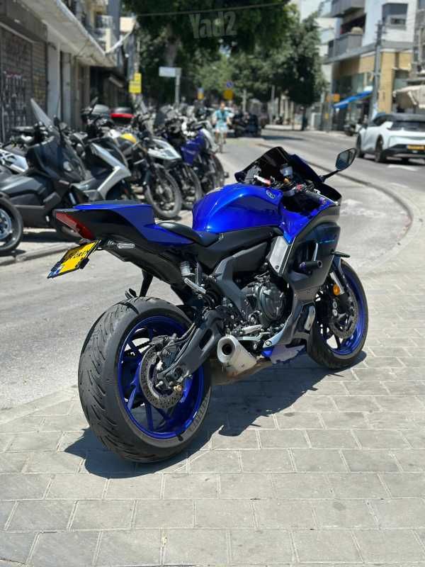 ימאהה R7