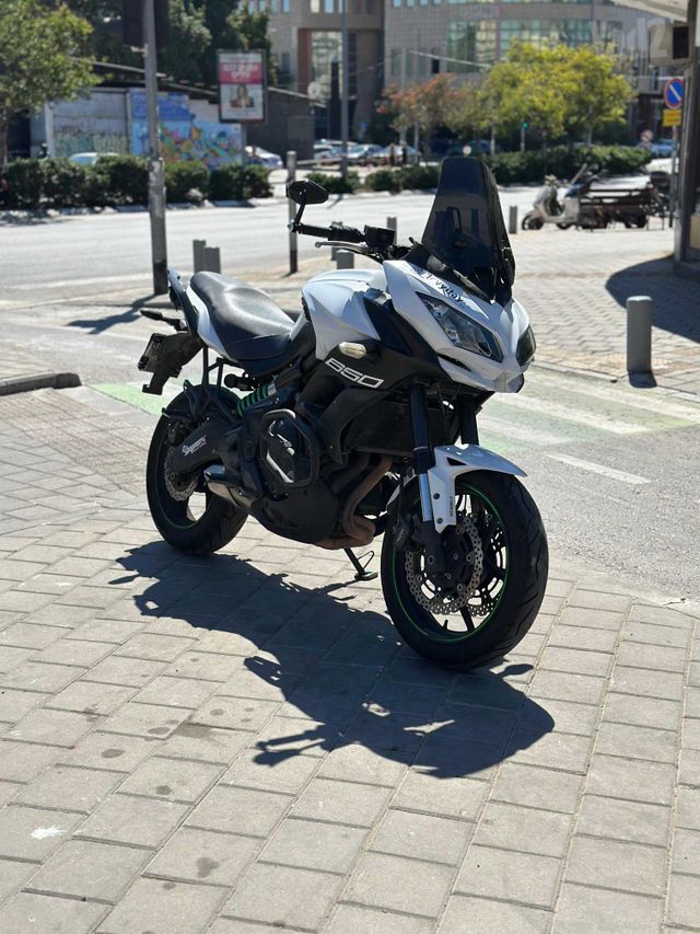 קאוואסאקי Versys 650