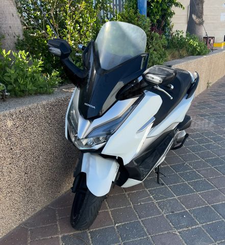 מודעת רכב הונדה FORZA300