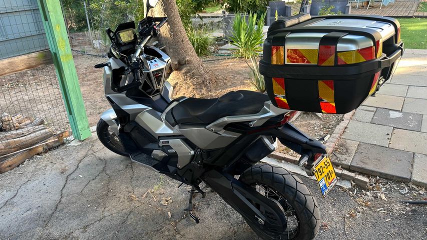 מודעת רכב הונדה X-ADV750
