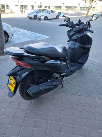 מודעת רכב סאן יאנג ג'וירייד 300 15