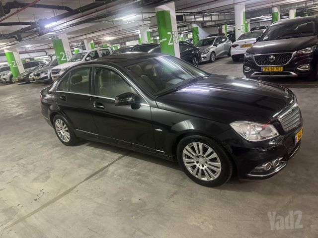 מודעת רכב מרצדס-בנץ C-class 2