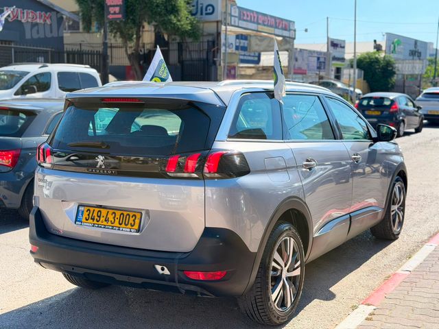 מודעת רכב פיג'ו 5008 2