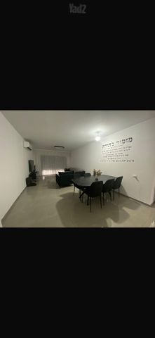 דובדבן 17