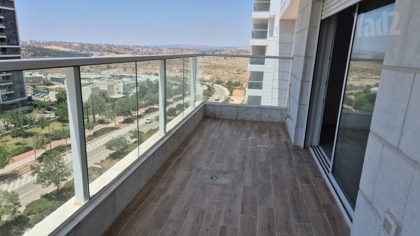 אלישע 1