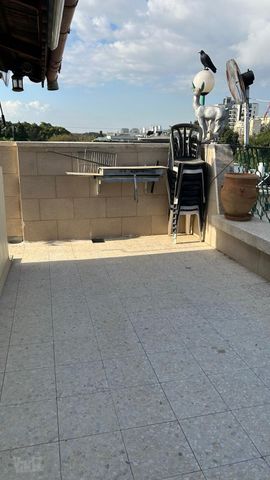 גג/ פנטהאוז להשכרה בתל אביב יפו — 3