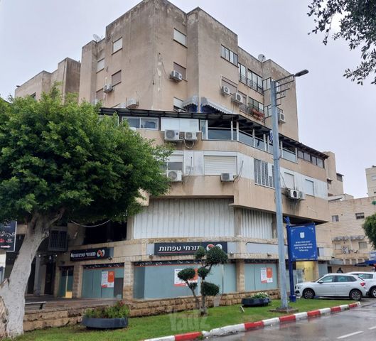 בן עמי 47
