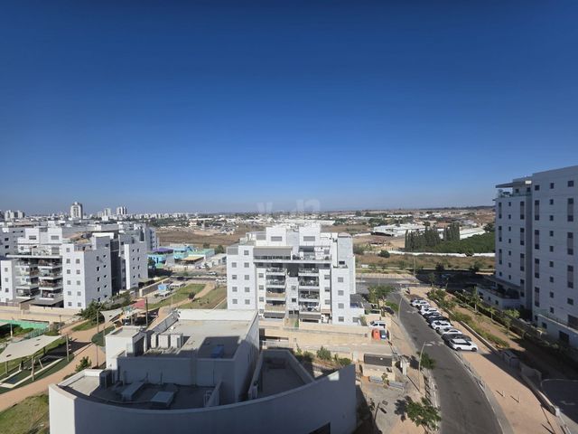 דבורה עומר 