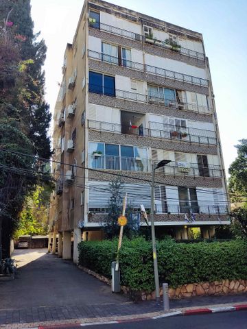 דירה, שכונת בן גוריון, מרכז העיר ג', רמת גן
