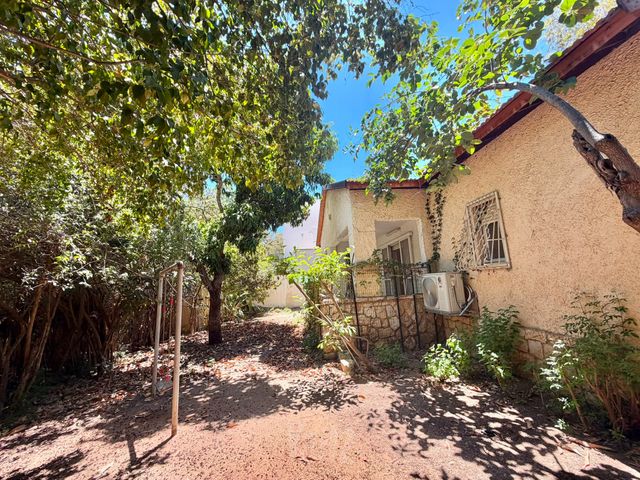 Ramat Gan, Israel 11