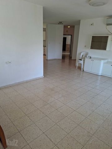דירה להשכרה בירושלים (תיווך) — 4