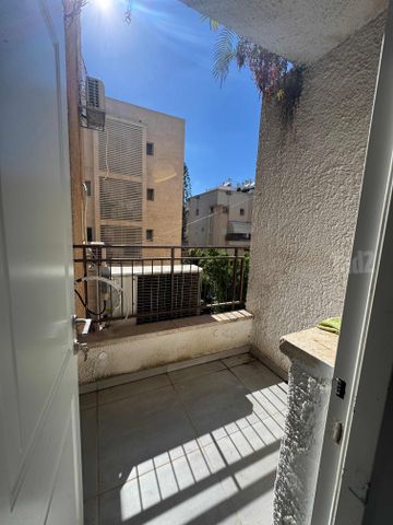 היבנר 28