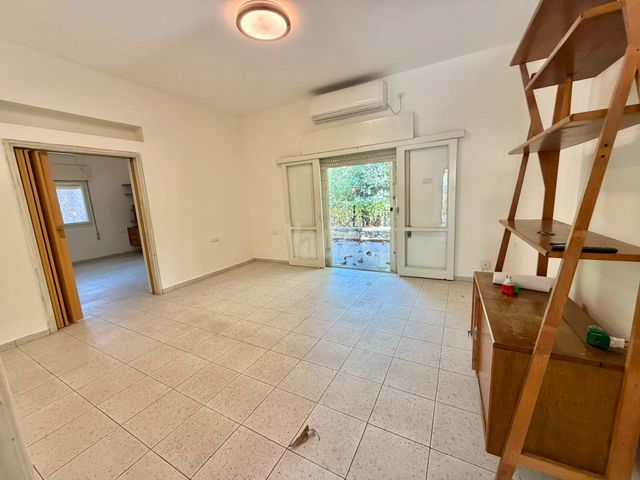 Ramat Gan, Israel 7