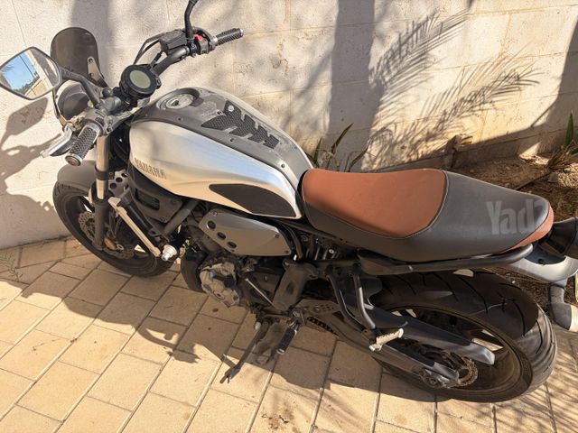מודעת רכב ימאהה XSR700