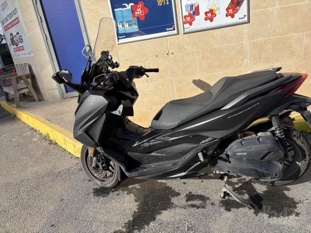 מודעת רכב הונדה FORZA125