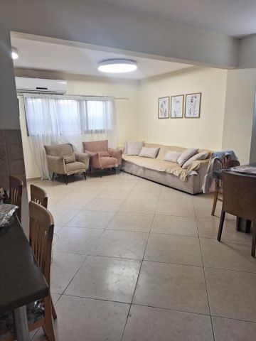 עין עופרים 7