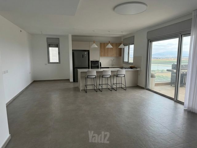 אהוד מנור 9